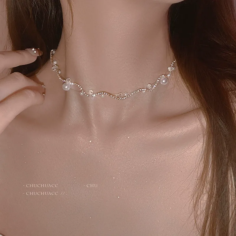 French Vintage Hip-Hop Pearl Heart Double-Layer Necklace for Women – Sweet-Cool Style Clavicle Chain with High-End Y2K Vibe