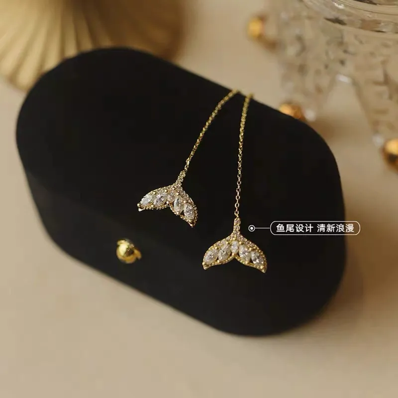 Hot‑Selling Micro‑Paved Zircon Fish‑Tail Threader Earrings for Women – Minimalist Fashion Light Luxury Style