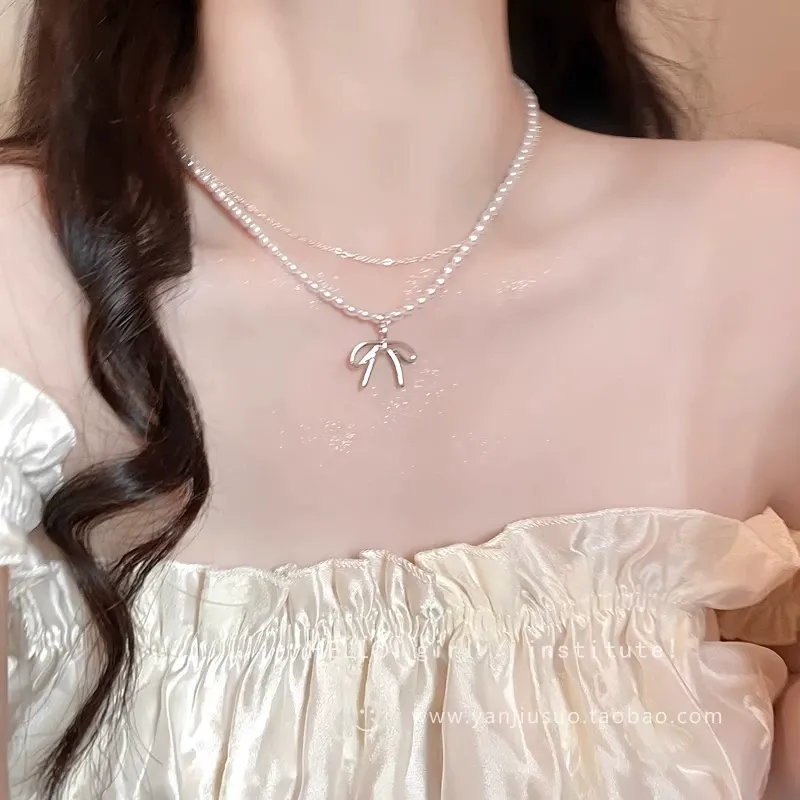 Bow Pearl Double-Layer Necklace for Women – Light Luxury Elegant Design