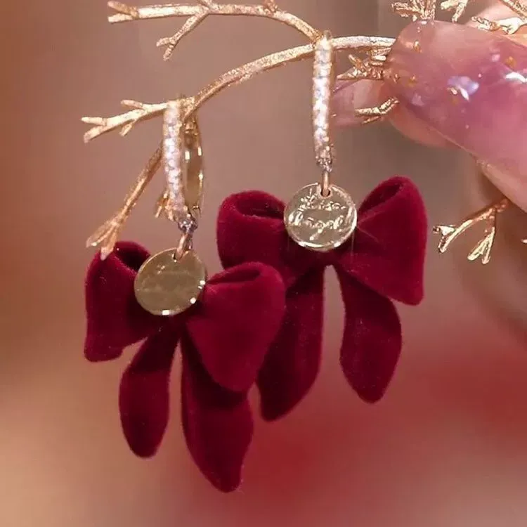Red Plush Bow Earrings for Women – Elegant Drop Earrings with Unique Boutique Design, New Hot-Selling Style