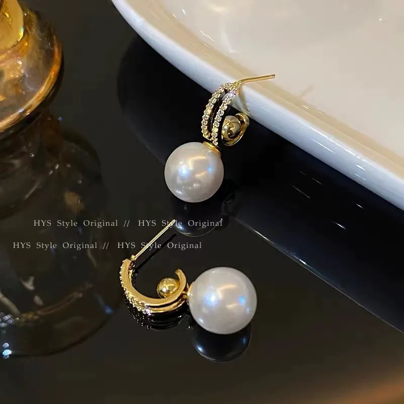 Multi-Way 925 Silver Earrings for Women – Minimalist and Elegant Pearl Stud Design