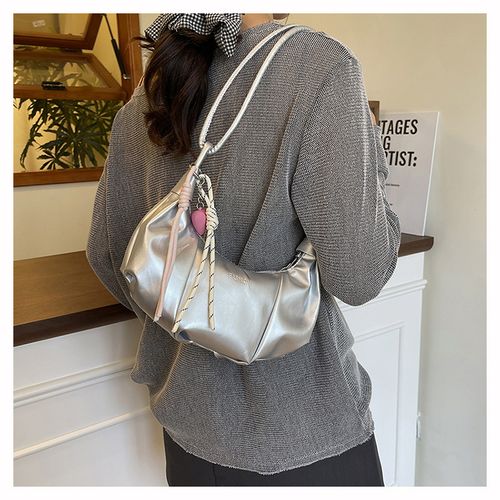 Korean-Style Horn-Shaped Shoulder Bag for Women – New Fashionable and Casual Dumpling Underarm Purse with Minimalist Boutique Design