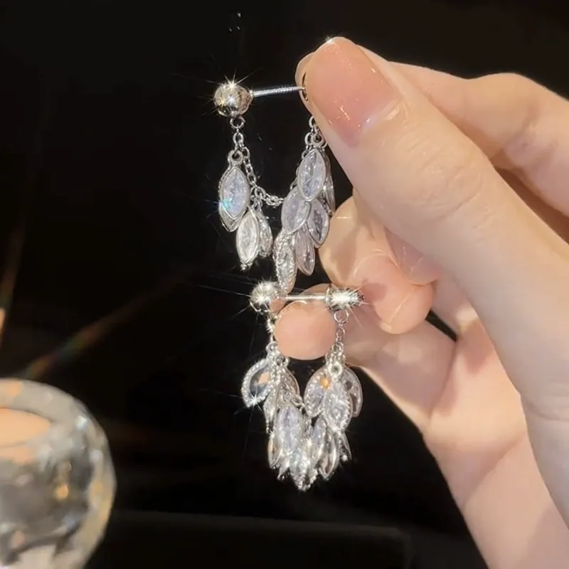 Tassel Wheat Spike Earrings – Fashionable and Dynamic Front-Back Design with Delicate Sparkling Silver Studs for Women