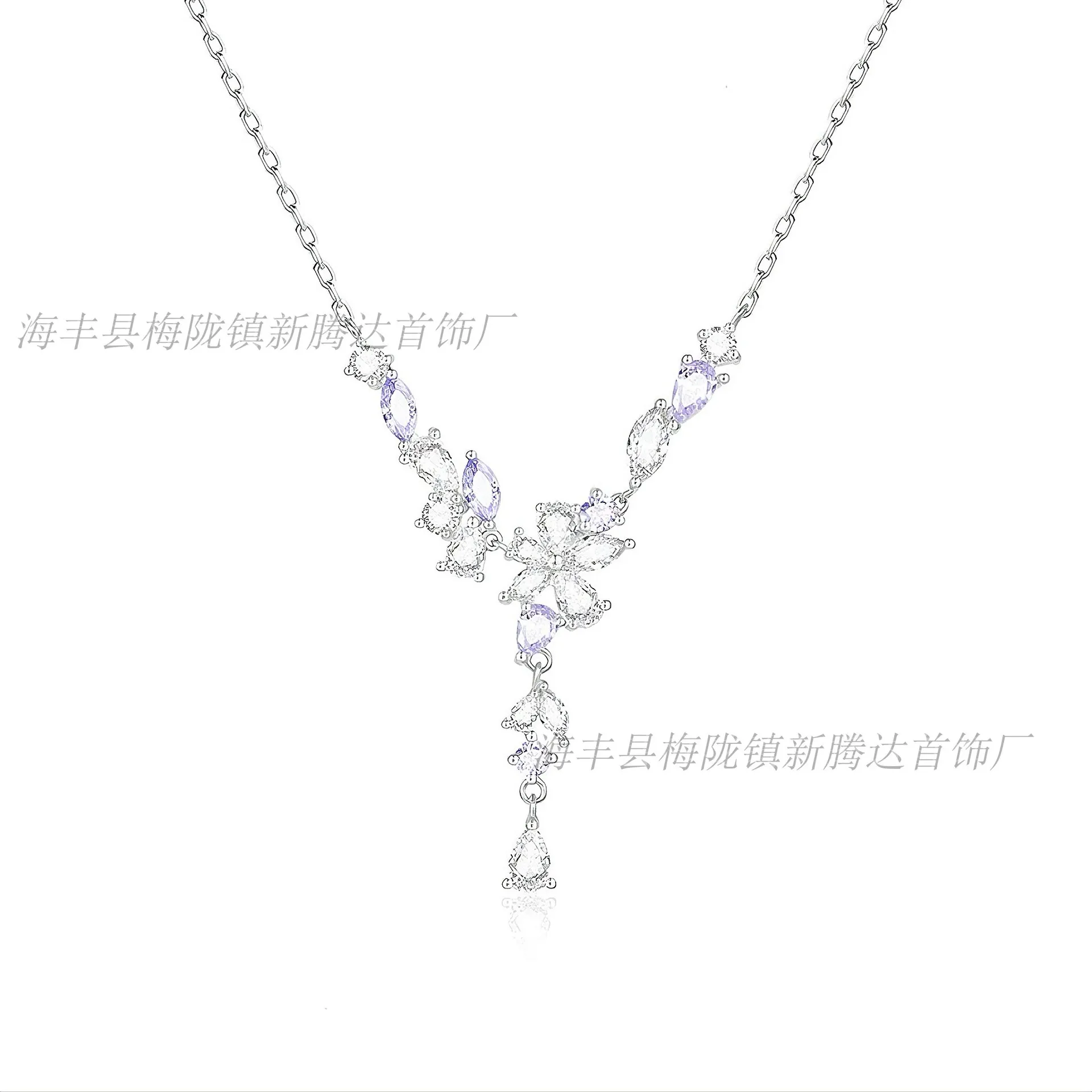 Wisteria in Bloom Necklace