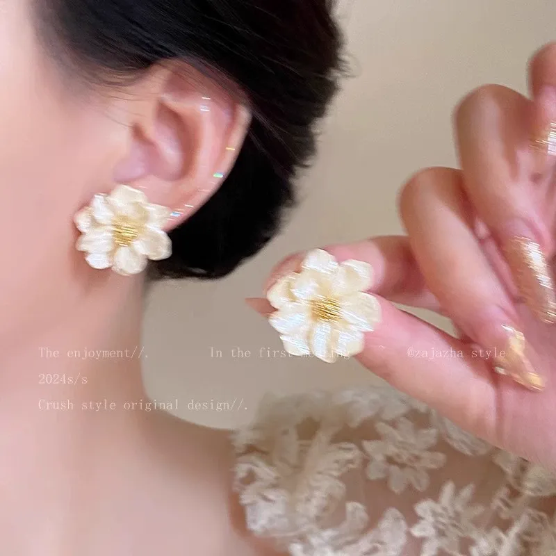 Super fairy camellia flower earrings for women high-end fashion all-match earrings