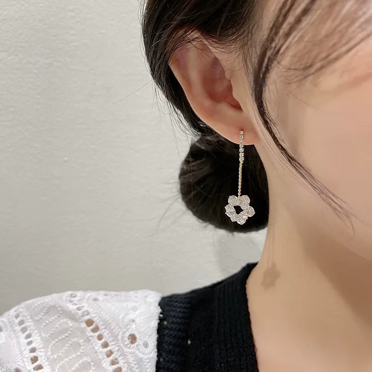 Elegant Light Luxury Rhinestone Flower Drop Earrings for Women – Trendy New Style Loved by Influencers