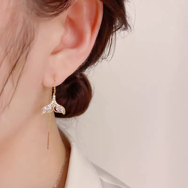 Hot‑Selling Micro‑Paved Zircon Fish‑Tail Threader Earrings for Women – Minimalist Fashion Light Luxury Style