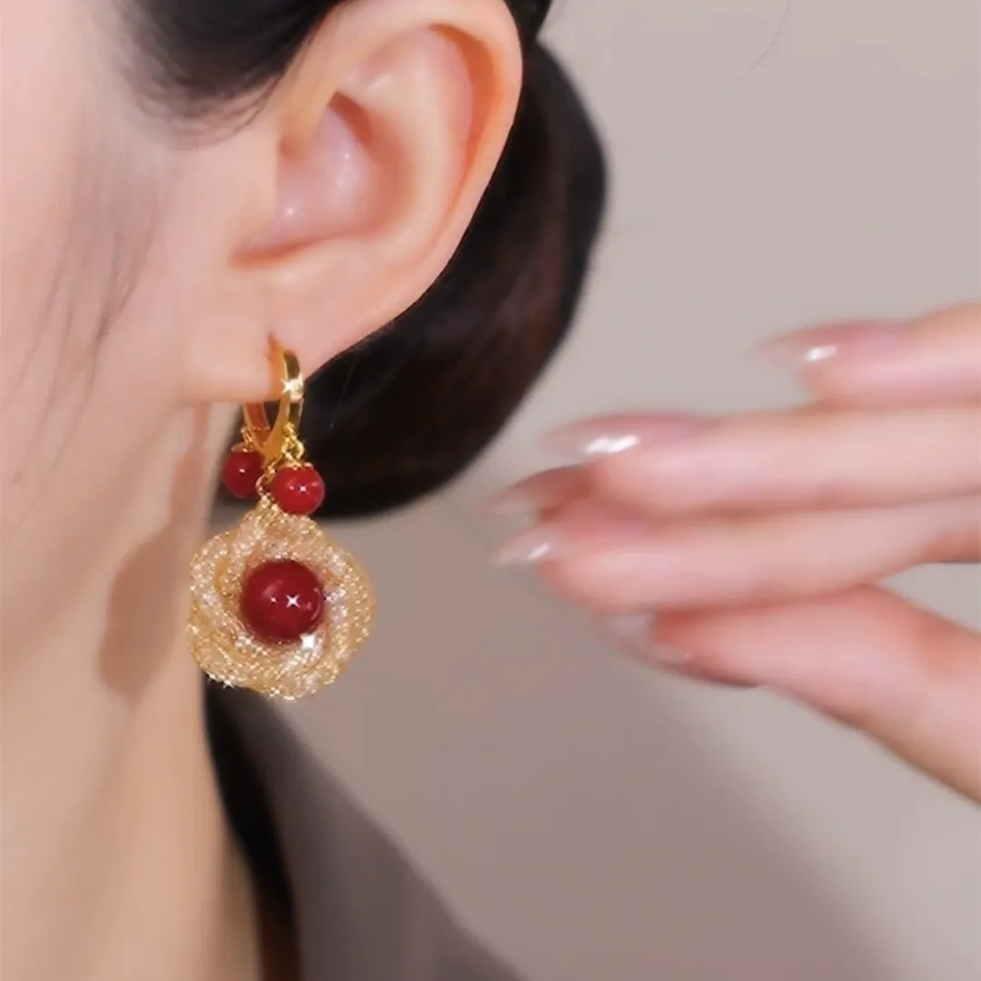 Red Mesh Flower Clip-On Earrings – New Arrival with Unique Design, High-End Cool Style for a Distinctive Look