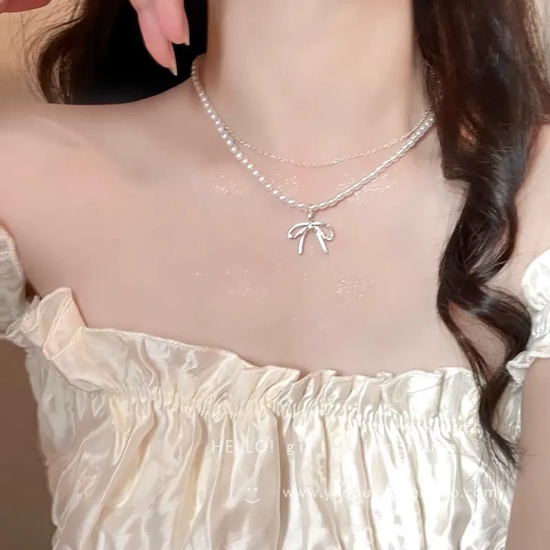 Bow Pearl Double-Layer Necklace for Women – Light Luxury Elegant Design
