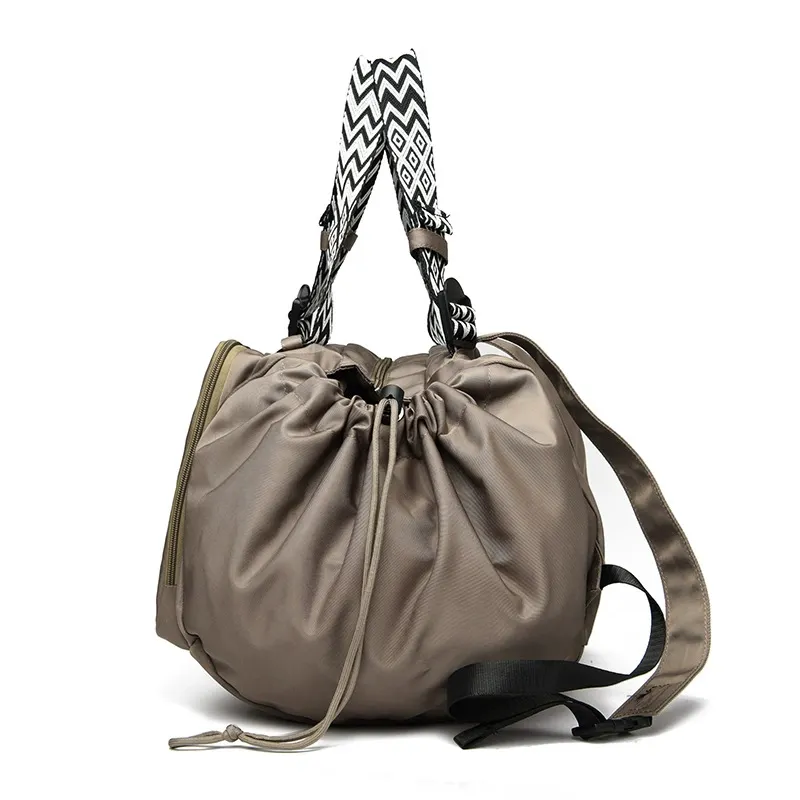 Hot-Selling Fashion Travel Backpack – Versatile Large-Capacity Multi-Functional Tote with Handheld and Shoulder Options