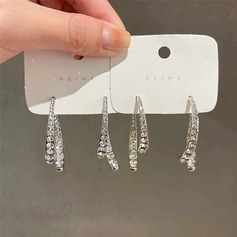 Korean Fashion Trendy Crossover Fish Tail Earrings – Sparkling Rhinestone Light Luxury Design with Elegant Style