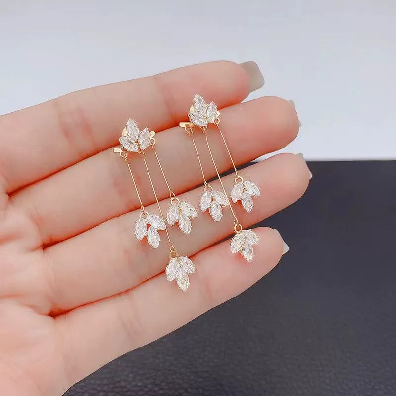 Maple Leaf Tassel Stud Earrings
