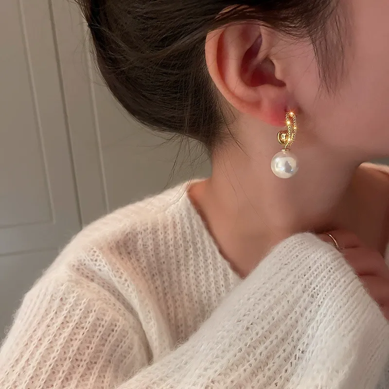 Multi-Way 925 Silver Earrings for Women – Minimalist and Elegant Pearl Stud Design