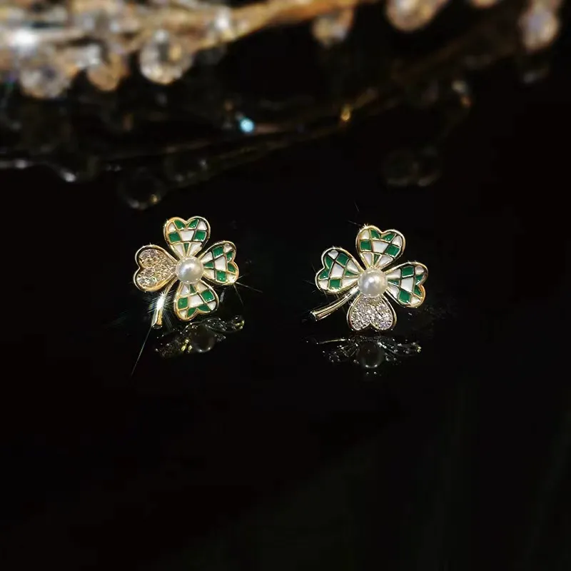 Pearl Lucky Four-Leaf Clover Stud Earrings
