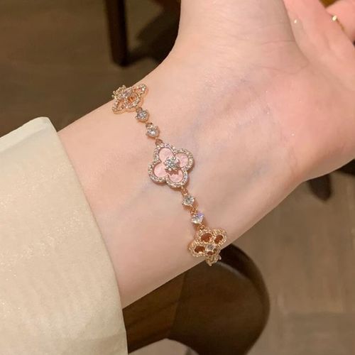 Vintage Pink Mother-of-Pearl Four-Leaf Clover Bracelet – Micro-Paved Zircon Hollow Light Luxury Jewelry