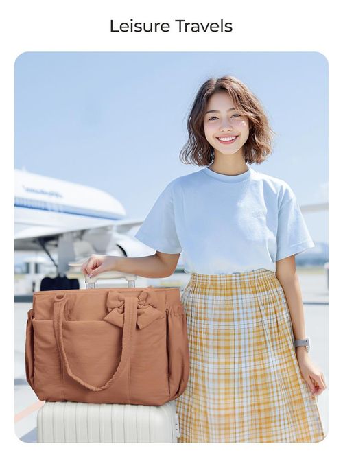 Large capacity bag with bow