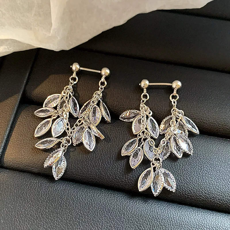 Tassel Wheat Spike Earrings – Fashionable and Dynamic Front-Back Design with Delicate Sparkling Silver Studs for Women