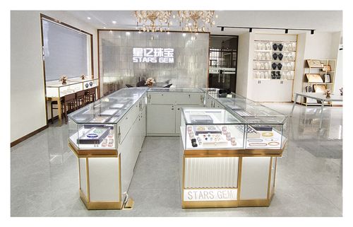😍Hey, fairies! Check it out! High-end luxury bracelets for women are here! 💕We carefully select rare materials and create them with craftsmanship. They are luxurious and exquisite. Wearing them will fully show your noble temperament. They are perfect for daily life or important occasions. Don't miss them if you love beauty! 😘
