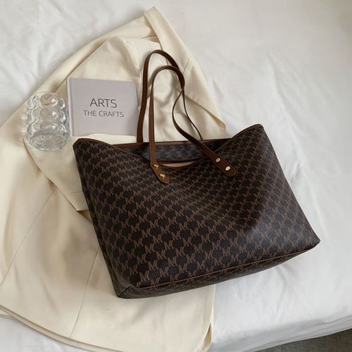 Many women dream of owning high-end luxury handbags from famous brands.2024 Brand Designer Pu Handbag Women's Large Capacity Luxury Tote Bag😍😍