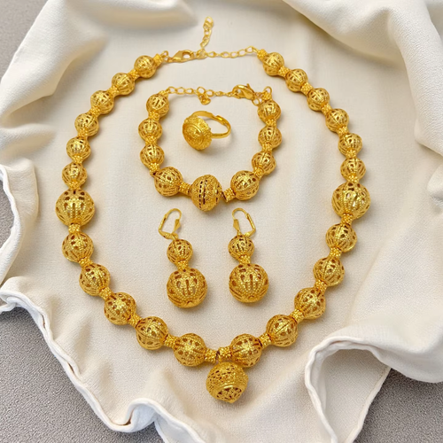 Luxury necklace, earrings, bracelet and ring set