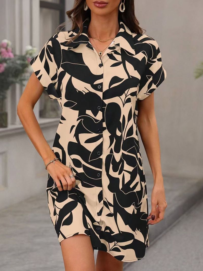 Sukienka damska z dekoltem w serek, nadrukiem i guzikami