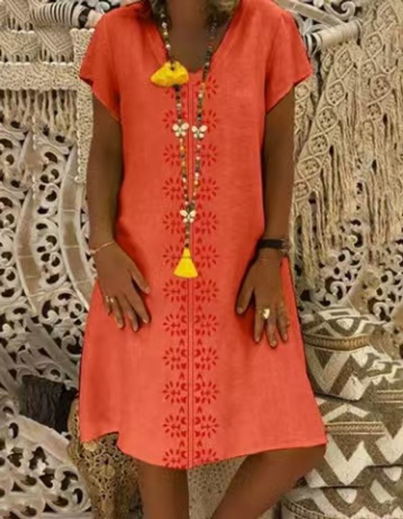 Bawełniana sukienka z dekoltem w szpic