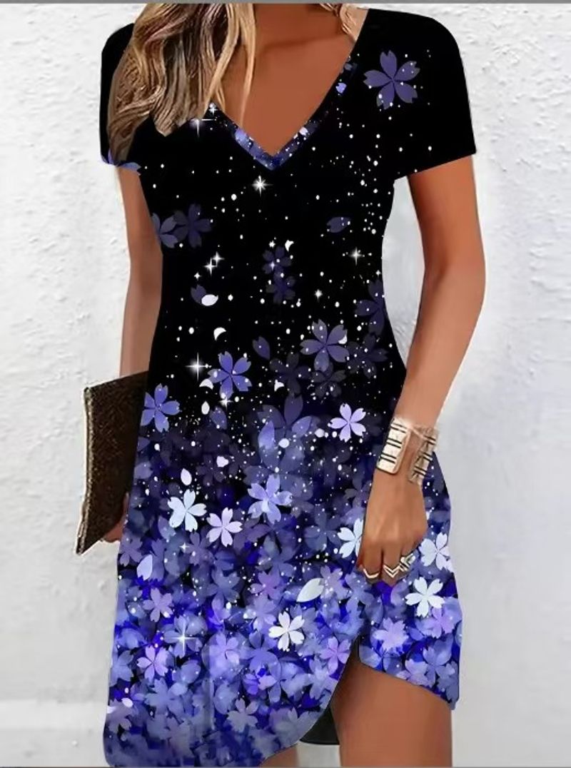 Sukienka z nadrukiem z dekoltem w szpic