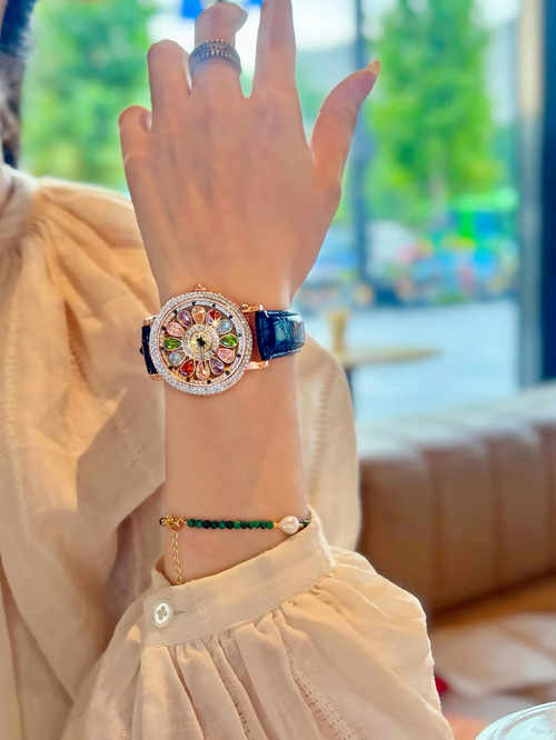 ✨DLJ✨Dazzling And Fashionable Women's Quartz Watch With Colorful Rhinestone Inlay