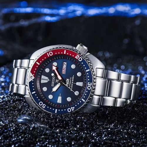 Seiko PADI SRPE99K1 sports mechanical watch