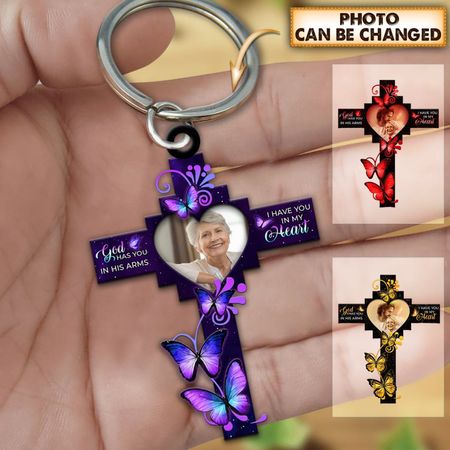Llavero personalizado de Dios te tiene en sus brazos Memorial regalo mariposa Cruz