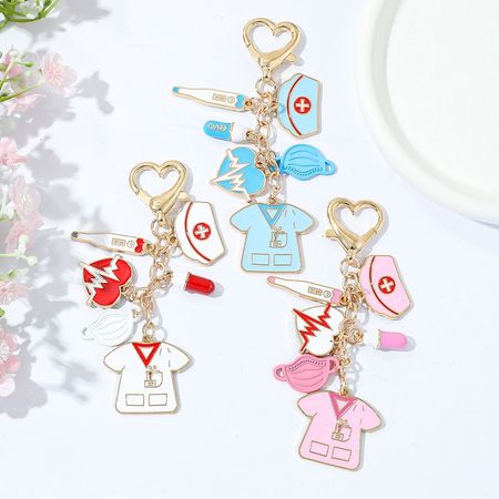 Llavero personalizado de la enfermera con nombre-regalo lindo del llavero del encanto de la enfermera para RN, graduación de la enfermera