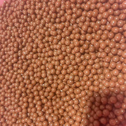 Golden Professional Resin Laser Slingshot (includes 200pcs slingshot-specific Clay Balls)