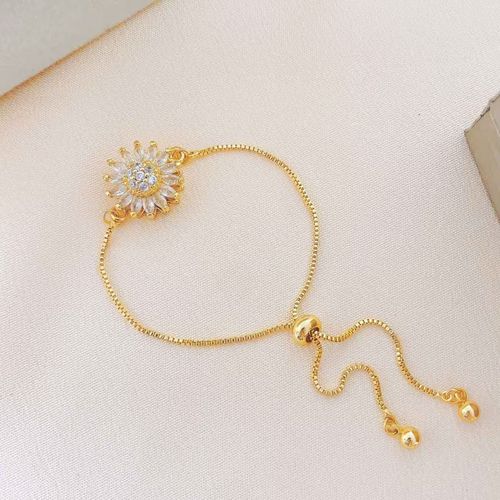 Hot - sale Gold Sunflower Bracelet with Rotatable Flower Design, Moissanite Inlaid and Pure Copper Gold - Plated Process, Noble and Gorgeous, Versatile in Style, Personalized and Fashionable