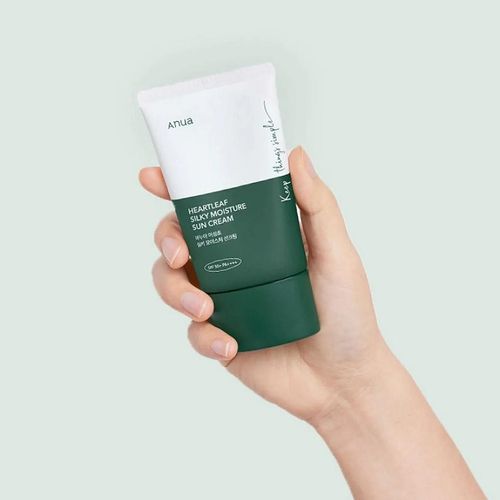 Anua Silky Moisturizing Sunscreen SPF50 + PA ++