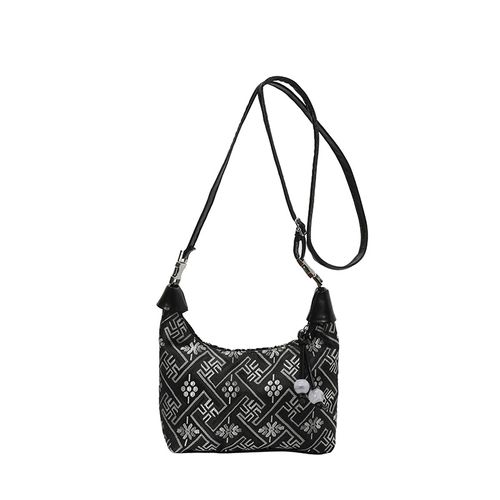 ✨ Dumpling Bag Hot Sale ✨ One bag, two ways to wear! Multiple trendy colors for you to pick. Soft and spacious, perfect for daily outing. Grab yours now, click the link below to order!