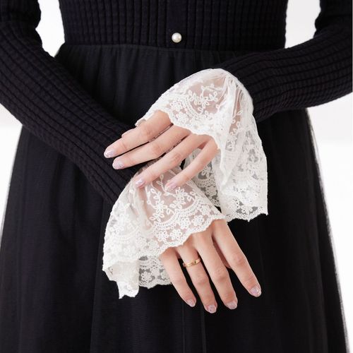Gentle Style Lace Fake Sleeves, Cuff and Pant Hem Decoration