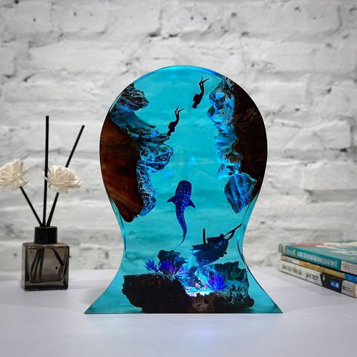Diver and whale shark headphone stand Gaming resin lamp large