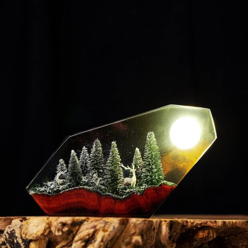 Forest Ice Deer & Arctic Fox Monster Resin Art Lamp - Nature-Inspired LED Lighting