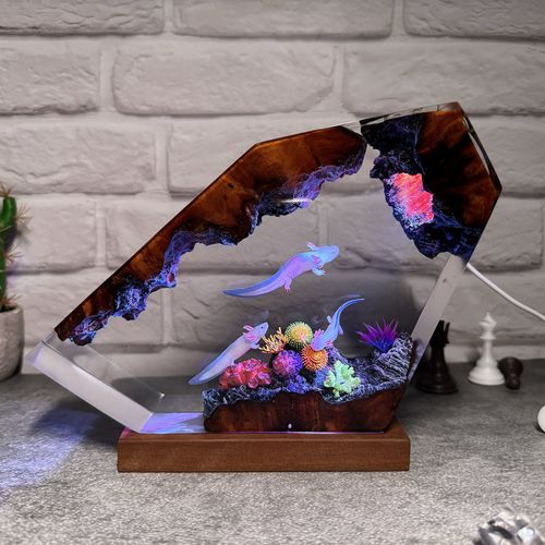 Salamander Ocean Resin Lamp Series: Diver Design for Modern Coastal & Adventure Homes