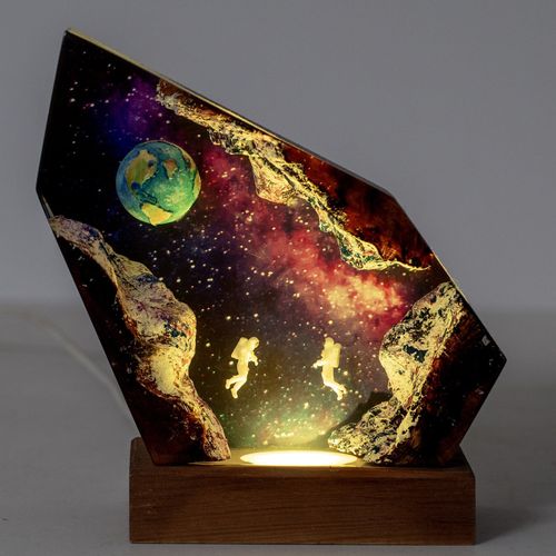 Astronaut Decor Resin Lamp - Space Theme Lighting Solution