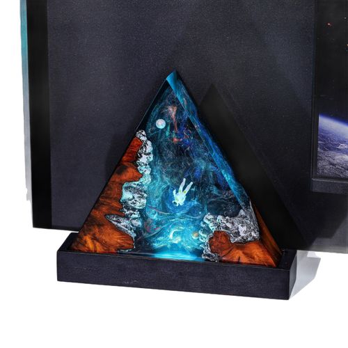 Falling from space Astronaut Resin Art Lamp - Perfect Space Theme Gift Idea