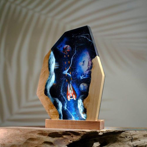 Unique Space Resin Art Lamp - Astronaut Decor for Home & Office