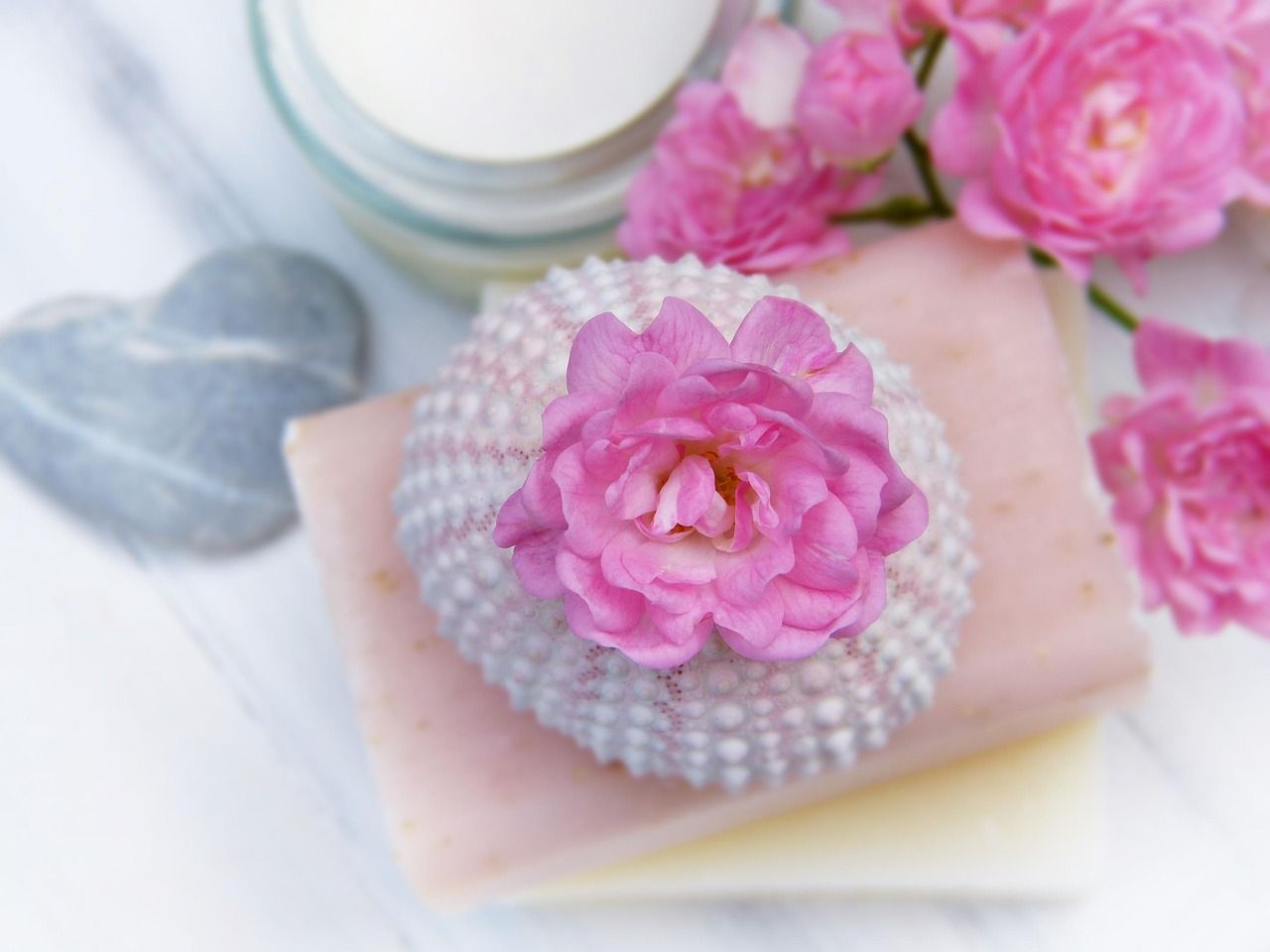 Luxurious Hair Care: Tawfiq Rose & Ginseng Shampoo Bar