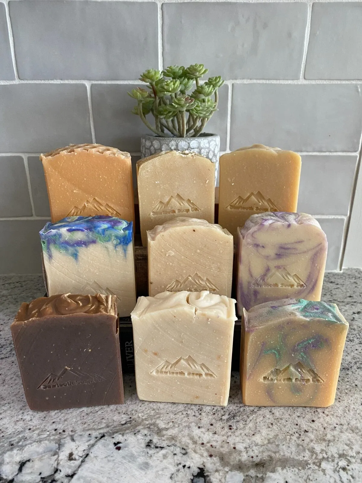 Goat Milk Soap vs. Regular Soap: What's the Difference? Choose the Right Skincare