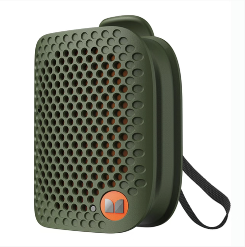 80g ultra-light magnetic wearable Bluetooth speaker, IPX5 waterproof and sweat-resistant, TWS dual-device interconnection for stereo surround bass output. The powerful back clip can fix it on backpacks or bicycles. The Bluetooth has stable and long-lasting battery life. It combines the advantages of portability, waterproofing and stereo bass, making it a great music accessory for outdoor travel. Recommended.