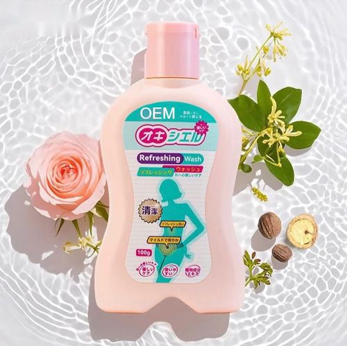 Female intimate area cleansing and firming lotion. Order today and you'll receive 4 bottles. Say goodbye to the awkwardness of the intimate area! This private area-specific refreshing cleaning lotion, specially designed for women, has powerful cleaning power and can effectively remove stickiness. Its gentle formula is suitable for the delicate skin of the intimate area and is a must-have for daily care.