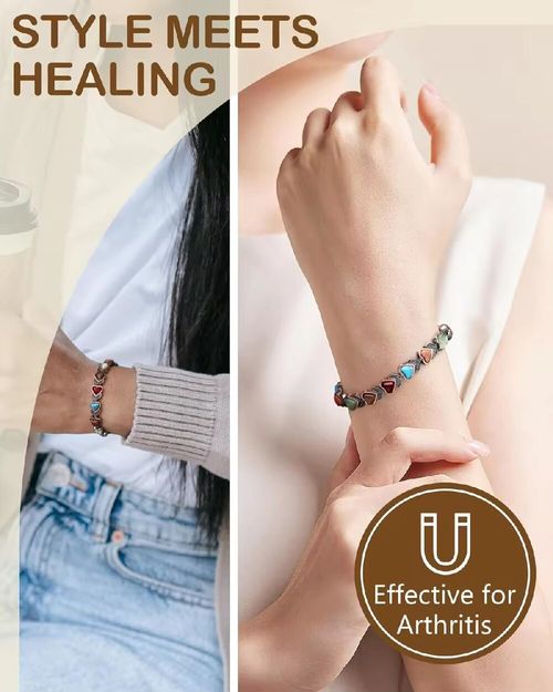 Lesheng magnetic therapy ancient copper brushed bracelet, with the texture of the gemstone, has a retro feel that instantly makes one appear noble. The magnetic energy gently relieves stiffness in the wrist and shoulders, and can be worn all day without causing pressure on the hands during long sitting or commuting. It is not only a delicate accessory to complement outfits, but also a healing item that secretly protects the body. The daily comfort level is directly maximized.