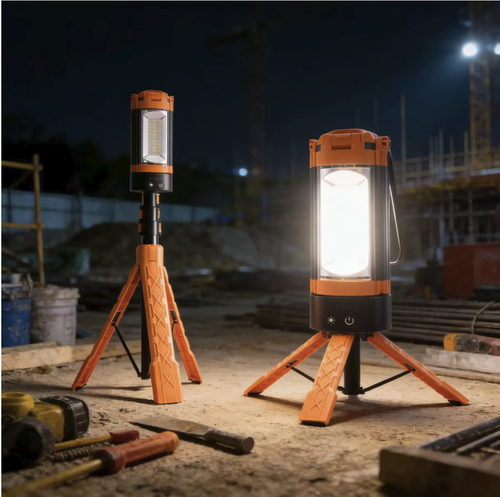 This multi-functional folding three-blade outdoor lamp features three light heads with 360° floodlighting and high brightness. The extendable tripod can be adjusted freely in height, and it can be transformed into various forms to fit all scenarios. It also has magnetic attachment and charging battery functions, making it an all-purpose lighting device for outdoor camping, engineering work, and emergency lighting.