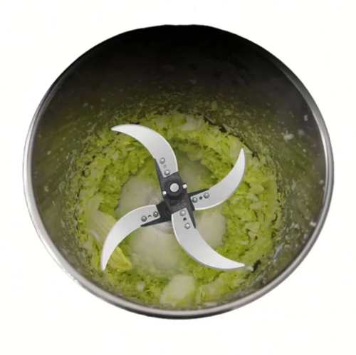 This household multi-functional stainless steel grinder can quickly chop vegetable feed, suitable for both the feeding scenarios for poultry farming and the preparation of dishes in the kitchen. It is compatible with both the feeding for chickens and the preparation of dishes in the kitchen. Made of stainless steel, it is durable, easy to clean, runs stably and safely, and is an efficient and effortless tool for household farming and kitchen dish preparation.