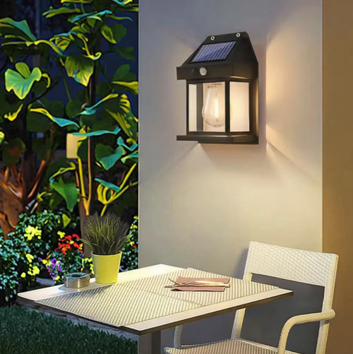 This solar retro garden lamp features a retro tungsten filament design with a warm light filter. It automatically turns on when it gets dark and receives ample sunlight. It is equipped with intelligent light control and human body sensor, making it waterproof, frost-resistant and suitable for all seasons. No wiring required, making it extremely convenient. Order today and you'll receive 4 lamps. It will add a touch of green light to your home.